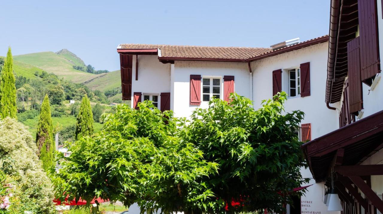 Hotel Juantorena Saint-Etienne-de-Baigorry Ngoại thất bức ảnh