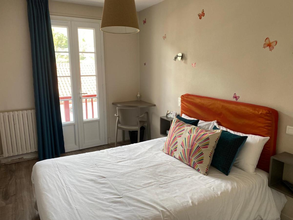 Hotel Juantorena Saint-Etienne-de-Baigorry Ngoại thất bức ảnh