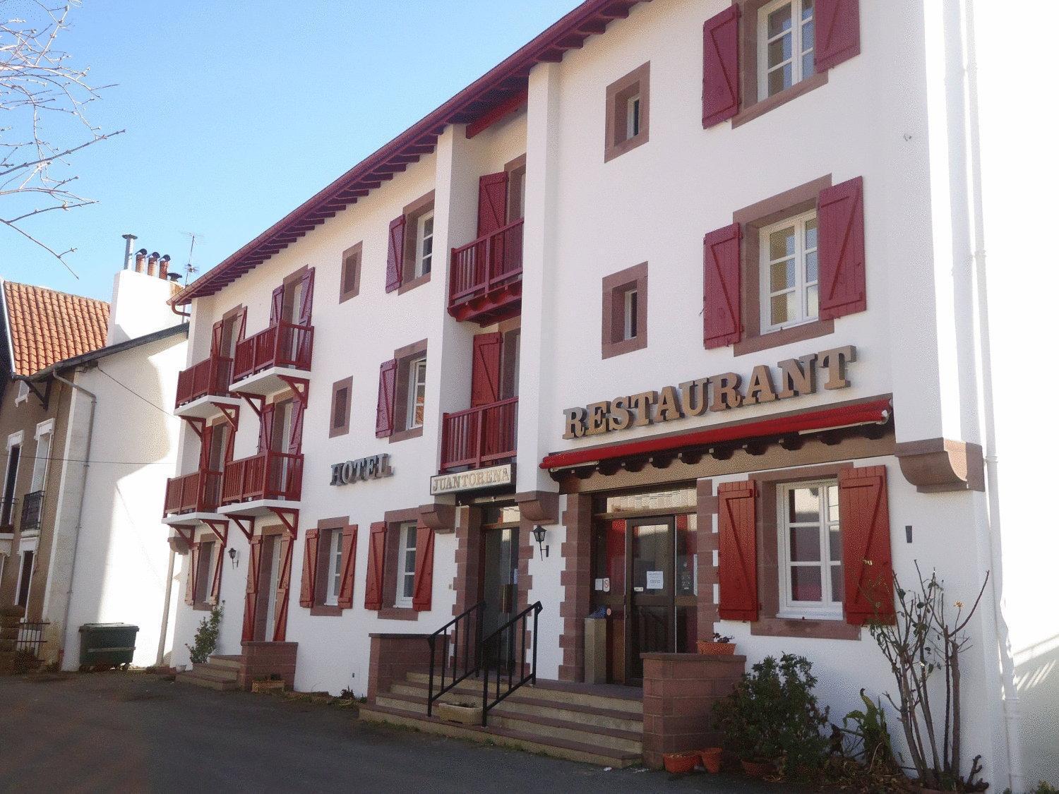 Hotel Juantorena Saint-Etienne-de-Baigorry Ngoại thất bức ảnh